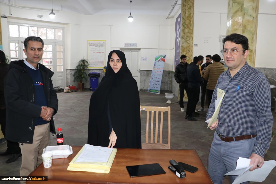 بازدید رئیس دانشگاه فرهنگیان آذربایجان شرقی در اولین روز برگزاری امتحانات پایان ترم
 4