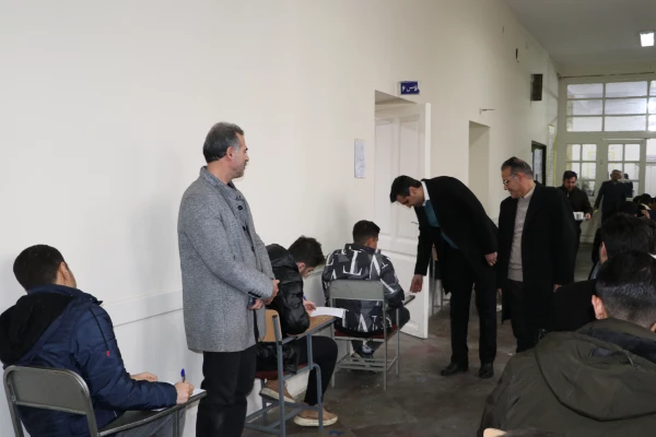 بازدید رئیس دانشگاه فرهنگیان آذربایجان شرقی در اولین روز برگزاری امتحانات پایان ترم
 2