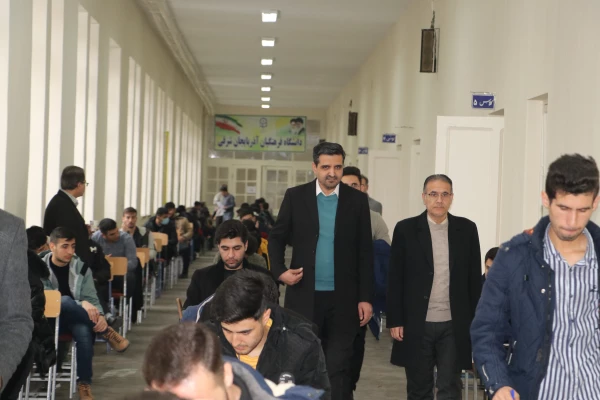 بازدید رئیس دانشگاه فرهنگیان آذربایجان شرقی در اولین روز برگزاری امتحانات پایان ترم
 12