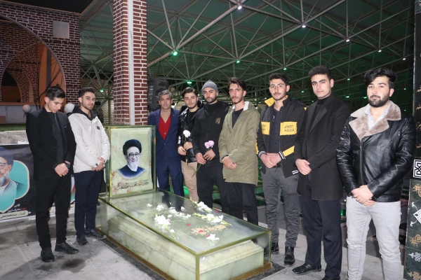 جشن دیدار با پدران آسمانی همزمان با شب میلاد باسعادت حضرت علی(ع) در وادی رحمت تبریز و شهدای گمنام دانشگاه  4