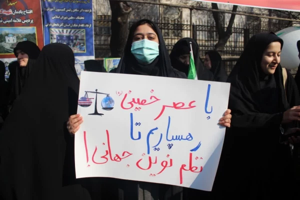 حضور حماسی خانواده بزرگ دانشگاه فرهنگیان در راهپیمایی 22 بهمن 1403  19