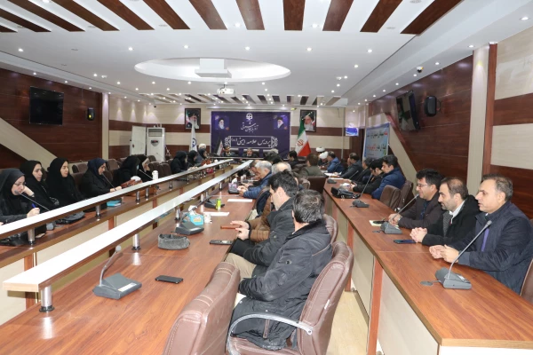 هدف اصلی دوره تخصصی عروج ،تربیت و آموزش ارتقای معرفت افزایی اساتید است 8