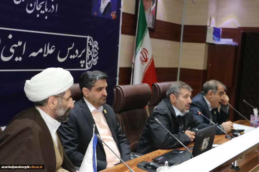 هدف اصلی دوره تخصصی عروج ،تربیت و آموزش ارتقای معرفت افزایی اساتید است 11