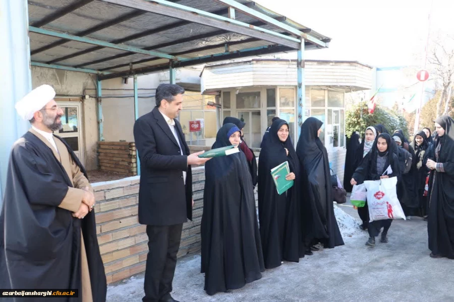  اعزام بزرگترین کاروان دانشجومعلمان دانشگاه فرهنگیان آذربایجان شرقی  به مناطق جنوب کشور 29