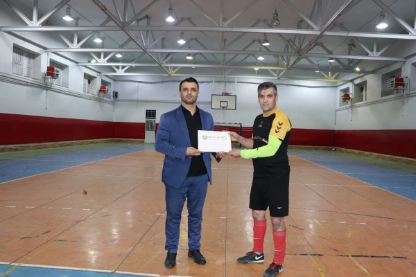  دانشگاه فرهنگیان قهرمان مسابقات فوتسال جام رمضان حوزه بسیج کارکنان و ادارات  11