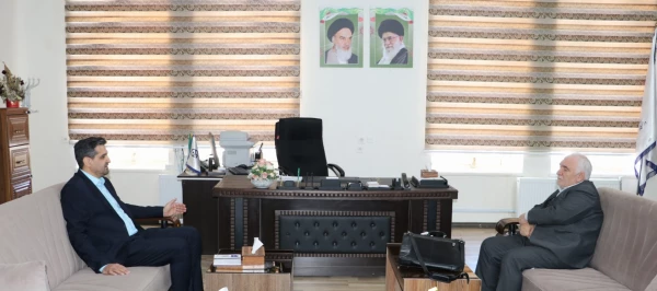 دیدار نماینده مجلس شورای اسلامی بارئیس  دانشگاه فرهنگیان استان آذربایجان شرقی 3