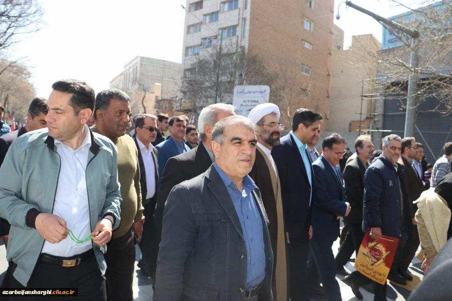 حضور گسترده خانواده  بزرگ دانشگاه فرهنگیان آذربایجان شرقی  در روز جهانی قدس ۱۴۰۴ 12