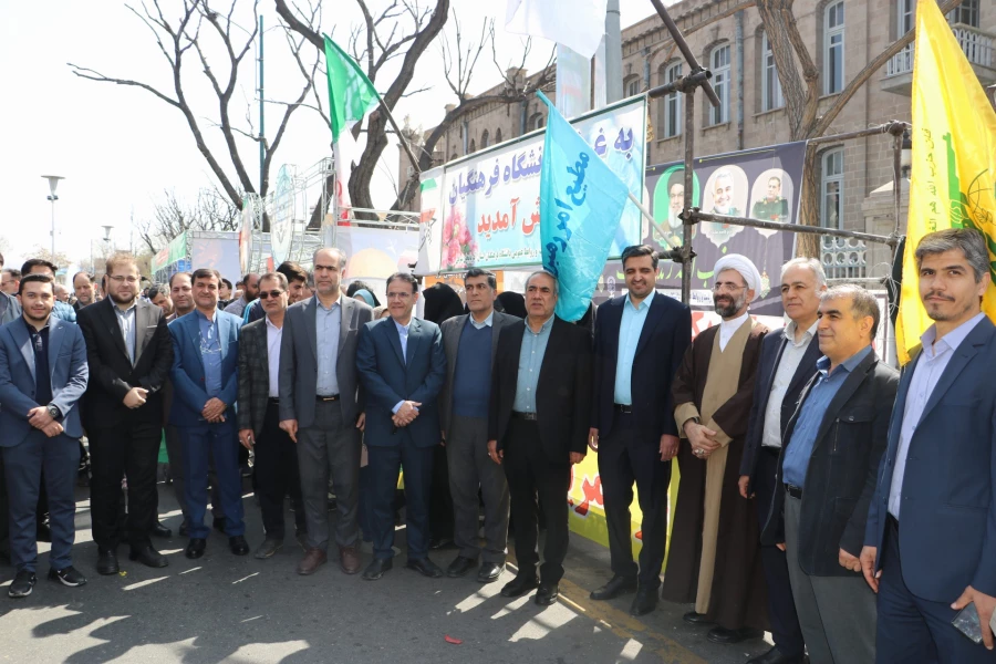 حضور گسترده خانواده بزرگ دانشگاه فرهنگیان آذربایجان شرقی در راهپیمایی روز جهانی قدس  5