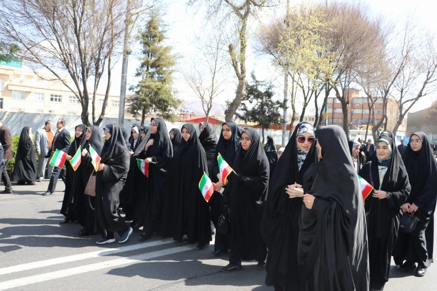 حضور گسترده خانواده بزرگ دانشگاه فرهنگیان آذربایجان شرقی در راهپیمایی روز جهانی قدس  66