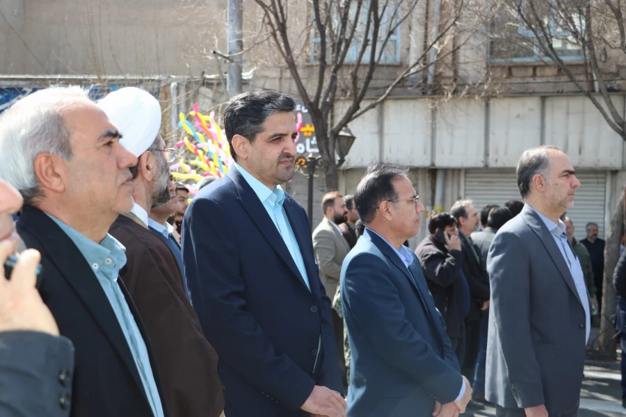 حضور گسترده خانواده بزرگ دانشگاه فرهنگیان آذربایجان شرقی در راهپیمایی روز جهانی قدس  71