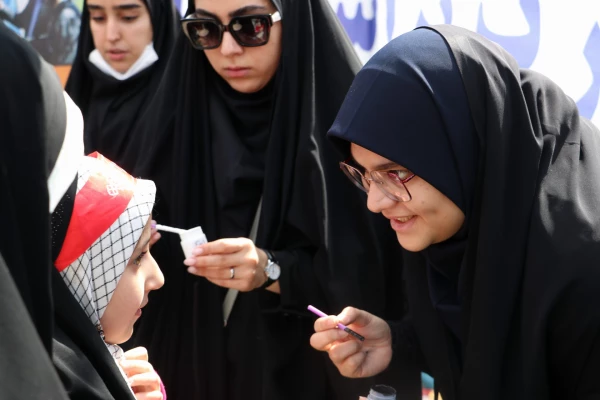 حضور گسترده خانواده بزرگ دانشگاه فرهنگیان آذربایجان شرقی در راهپیمایی روز جهانی قدس  75