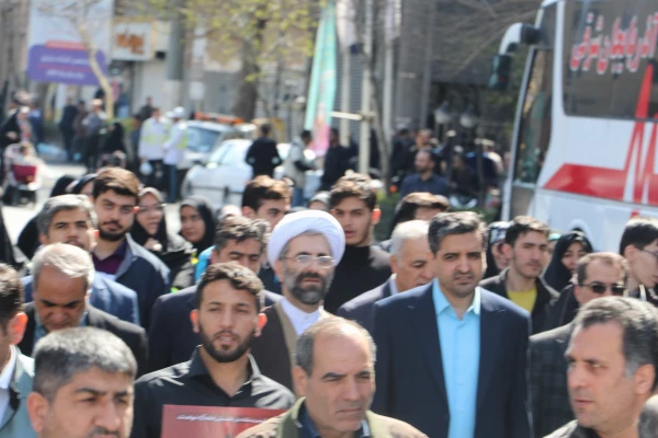 حضور گسترده خانواده بزرگ دانشگاه فرهنگیان آذربایجان شرقی در راهپیمایی روز جهانی قدس  101