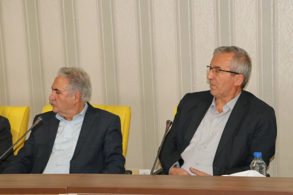 نشست مجمع عمومی خیرین حامی دانشگاه فرهنگیان تبریز با  رئیس دانشگاه فرهنگیان کشور 16