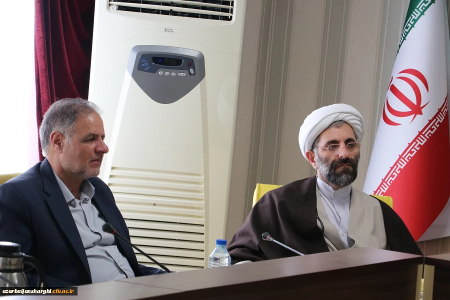 نشست مجمع عمومی خیرین حامی دانشگاه فرهنگیان تبریز با  رئیس دانشگاه فرهنگیان کشور 24