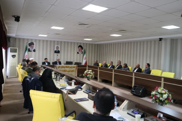 نشست مجمع عمومی خیرین حامی دانشگاه فرهنگیان تبریز با  رئیس دانشگاه فرهنگیان کشور 38