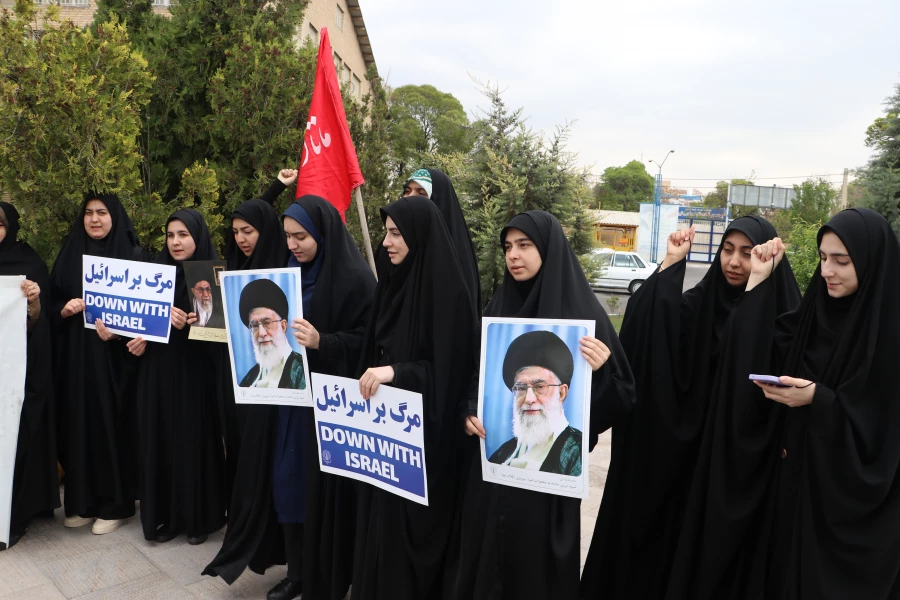 اجتماع دانشجو معلمان ، اساتید و کارکنان دانشگاه فرهنگیان  آذربایجان شرقی در حمایت از مردم مظلوم فلسطین و غزه 22