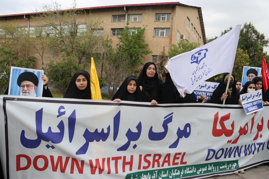 اجتماع دانشجو معلمان ، اساتید و کارکنان دانشگاه فرهنگیان  آذربایجان شرقی در حمایت از مردم مظلوم فلسطین و غزه 44