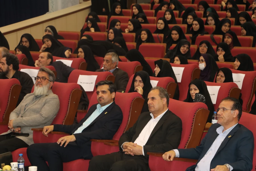 ۱۶۲۰ دانشجو معلم قدردان حماسه آفرینی های۴۳ شهید دانشجو معلم آذربایجان شرقی
 6