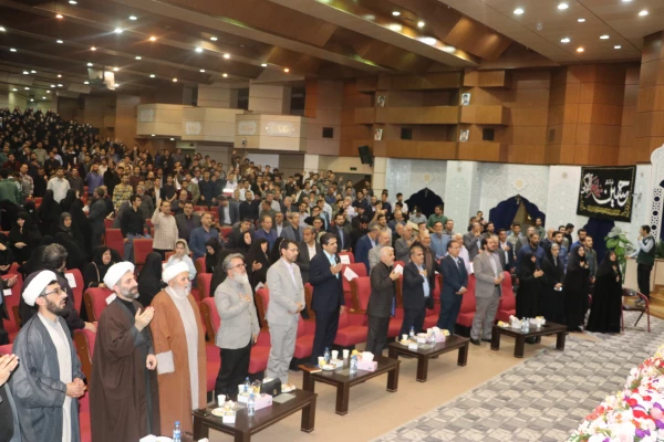 ۱۶۲۰ دانشجو معلم قدردان حماسه آفرینی های۴۳ شهید دانشجو معلم آذربایجان شرقی
 26