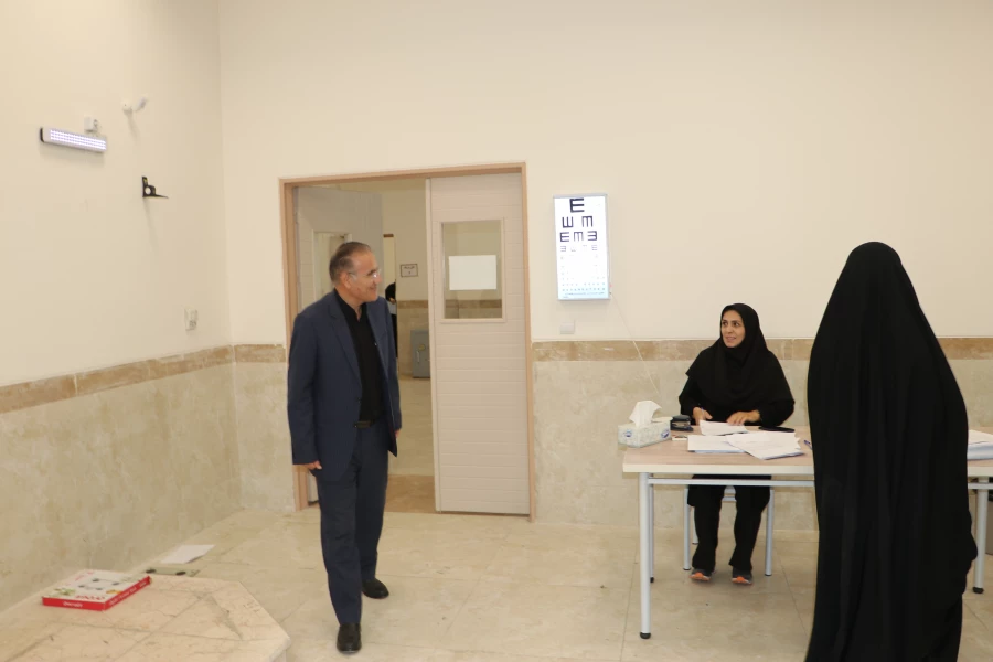 بازدید رئیس دانشگاه فرهنگیان آذربایجان شرقی از روند معاینات پزشکی داوطلبان چند برابر ظرفیت این دانشگاه 13