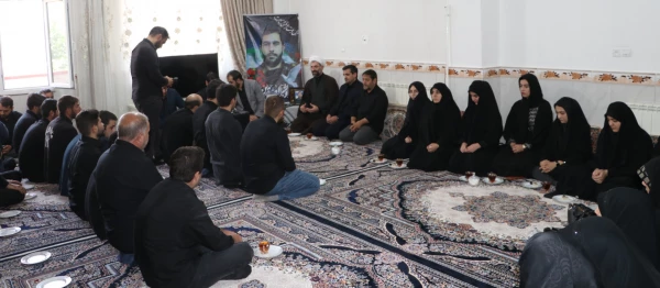 دیدار هیئت رئیسه دانشگاه فرهنگیان آذربایجان شرقی با خانواده معظم و معزز شهید قربانعلی ناموری در شهرستان بستان آباد 2