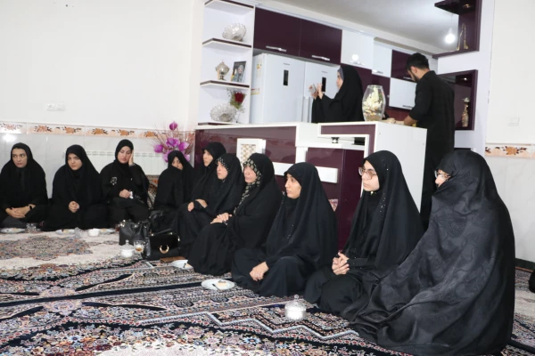 دیدار هیئت رئیسه دانشگاه فرهنگیان آذربایجان شرقی با خانواده معظم و معزز شهید قربانعلی ناموری در شهرستان بستان آباد 12