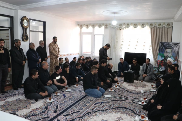 دیدار هیئت رئیسه دانشگاه فرهنگیان آذربایجان شرقی با خانواده معظم و معزز شهید قربانعلی ناموری در شهرستان بستان آباد 13