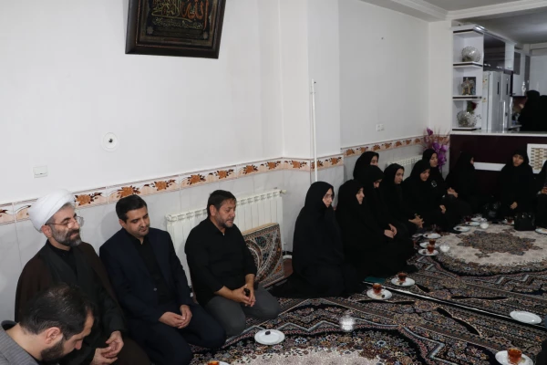 دیدار هیئت رئیسه دانشگاه فرهنگیان آذربایجان شرقی با خانواده معظم و معزز شهید قربانعلی ناموری در شهرستان بستان آباد 16