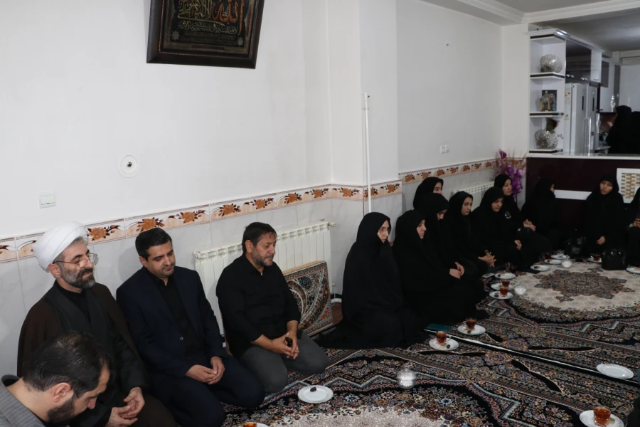 دیدار هیئت رئیسه دانشگاه فرهنگیان آذربایجان شرقی با خانواده معظم و معزز شهید قربانعلی ناموری در شهرستان بستان آباد 16