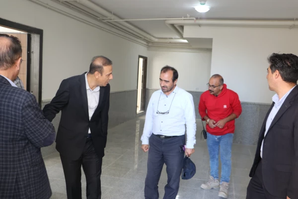 بازدید رئیس دانشگاه از آپارتمانهای تکمیل شده جنب پردیس علامه امینی تبریز  6