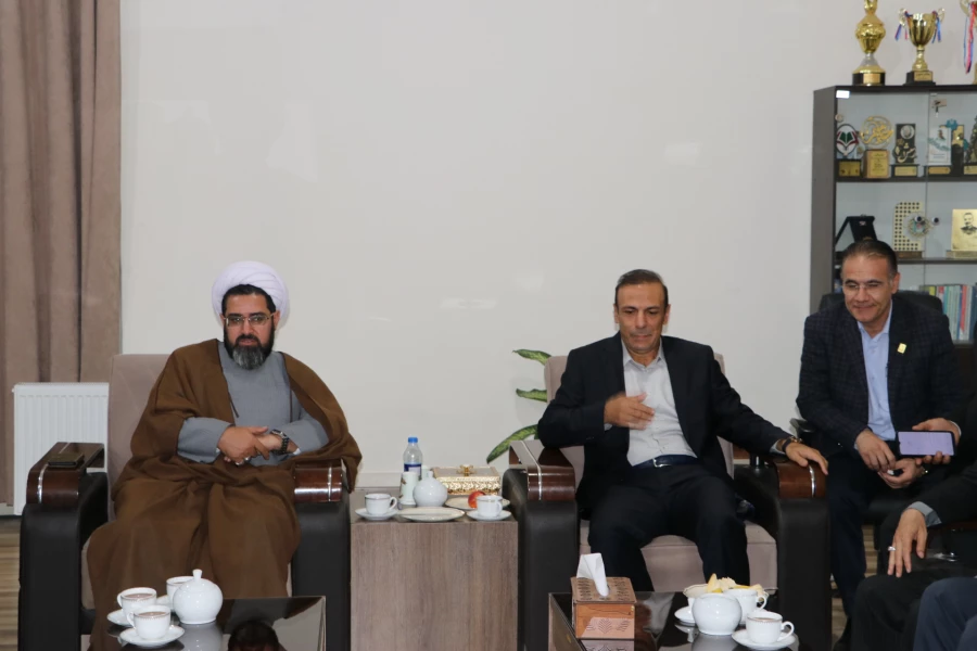 دیدار روسای نواحی آموزش وپرورش استان با رئیس دانشگاه فرهنگیان آذربایجان شرقی  5