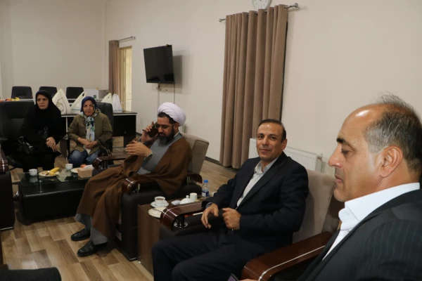 دیدار روسای نواحی آموزش وپرورش استان با رئیس دانشگاه فرهنگیان آذربایجان شرقی  7