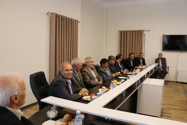 تشکیل شورای خیرین دانشگاه فرهنگیان آذربایجان شرقی با همکاری مجمع معتمدین  استان آذربایجان شرقی  5