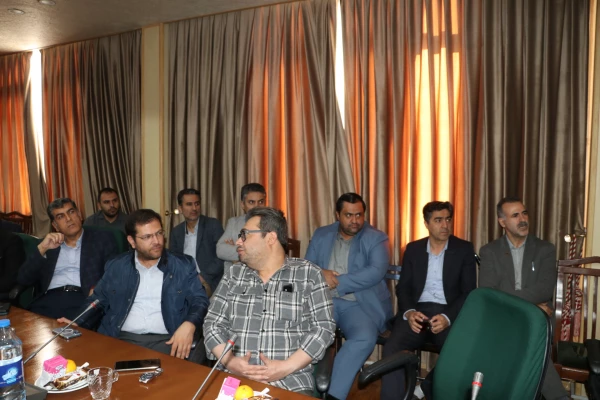 برگزاری جلسه تخصصی کارگروه پیشگیری از آسیب های اجتماعی  اساتید و کارکنان دانشگاه فرهنگیان استان آذربایجان شرقی  8