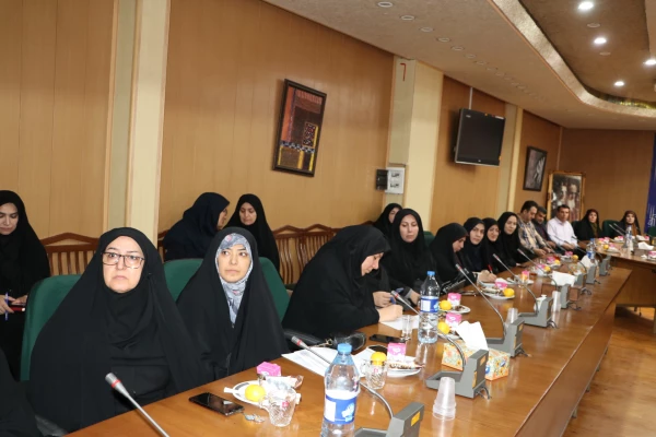 برگزاری جلسه تخصصی کارگروه پیشگیری از آسیب های اجتماعی  اساتید و کارکنان دانشگاه فرهنگیان استان آذربایجان شرقی  10