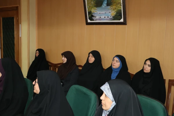 برگزاری جلسه تخصصی کارگروه پیشگیری از آسیب های اجتماعی  اساتید و کارکنان دانشگاه فرهنگیان استان آذربایجان شرقی  12