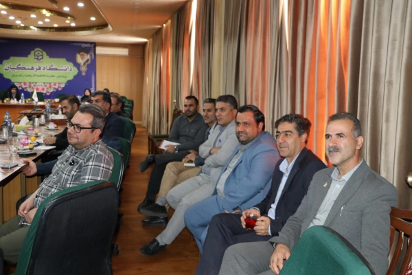 برگزاری جلسه تخصصی کارگروه پیشگیری از آسیب های اجتماعی  اساتید و کارکنان دانشگاه فرهنگیان استان آذربایجان شرقی  20