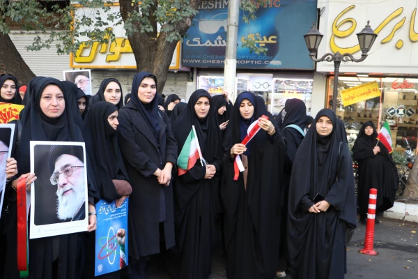 حضور پرشور خانواده بزرگ دانشگاه فرهنگیان در راهپیمایی ۱۳ آبان روز ملی مبارزه با استکبار جهانی  33