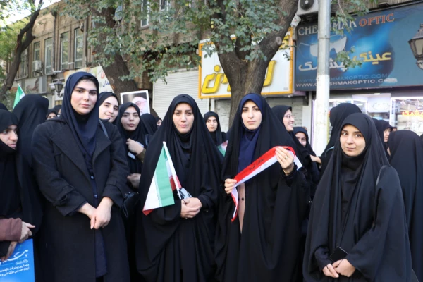 حضور پرشور خانواده بزرگ دانشگاه فرهنگیان در راهپیمایی ۱۳ آبان روز ملی مبارزه با استکبار جهانی  34