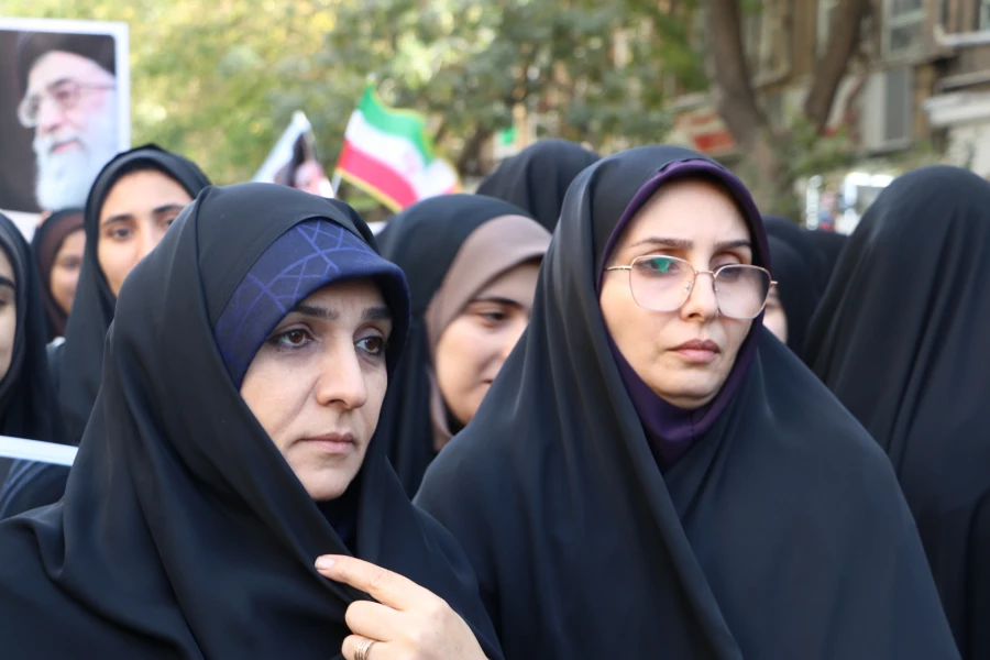 حضور پرشور خانواده بزرگ دانشگاه فرهنگیان در راهپیمایی ۱۳ آبان روز ملی مبارزه با استکبار جهانی  38