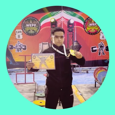 دانشجو معلم دانشگاه فرهنگیان استان آذربایجان شرقی در رشته ددلیفت به مقام قهرمانی جهان دست یافت  4