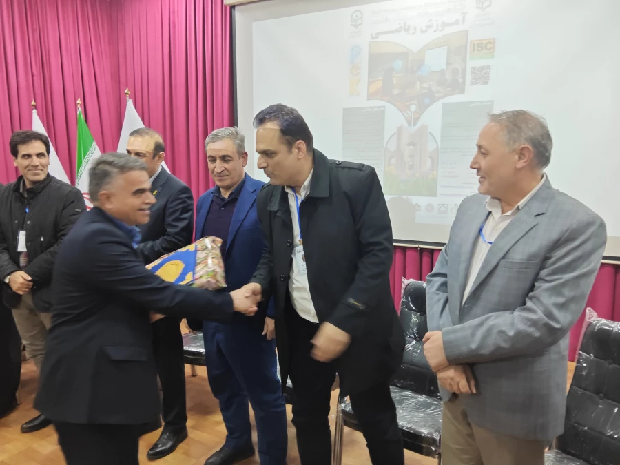 ششمین همایش آموزش ریاضی  در دانشگاه فرهنگیان استان آذربایجان شرقی  19