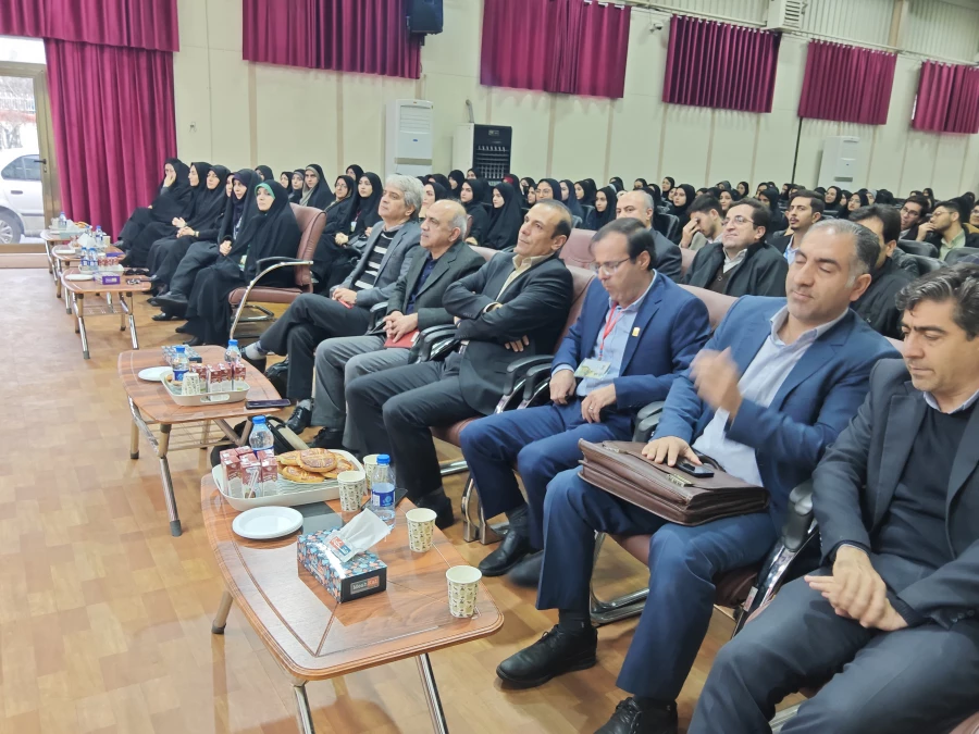 ششمین همایش ملی فیزیک در تبریز، نمایش توان علمی دانشجومعلمان فرهنگیان
 10