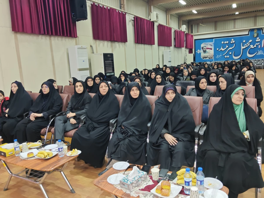 ششمین همایش ملی فیزیک در تبریز، نمایش توان علمی دانشجومعلمان فرهنگیان
 23