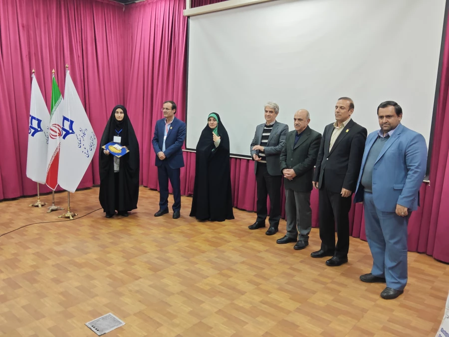 ششمین همایش ملی فیزیک در تبریز، نمایش توان علمی دانشجومعلمان فرهنگیان
 26