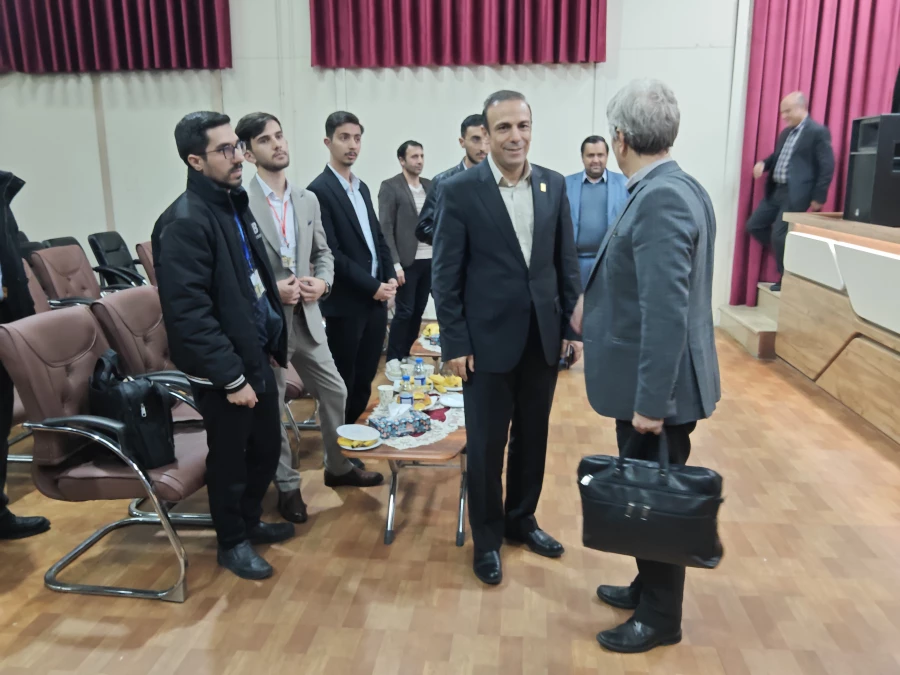 ششمین همایش ملی فیزیک در تبریز، نمایش توان علمی دانشجومعلمان فرهنگیان
 37