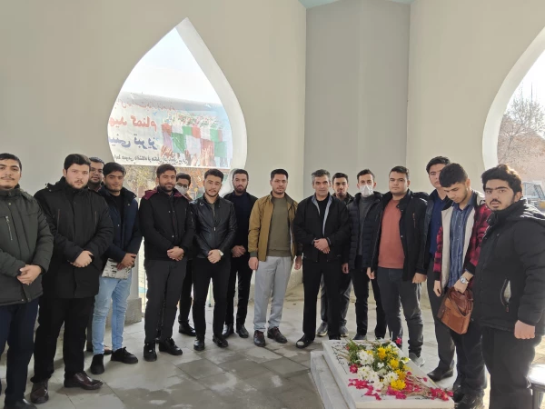 آیین سومین سالگرد تدفین شهدای گمنام دانشگاه  فرهنگیان  آذربایجان شرقی 
 11