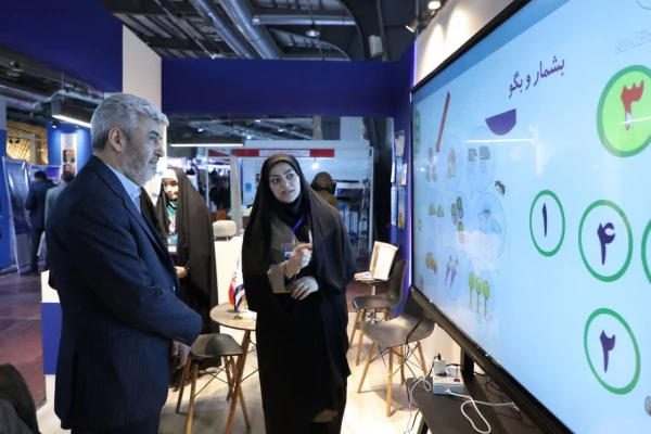 درخشش دانشگاه فرهنگیان آذربایجان شرقی در سیزدهمین نمایشگاه ملی دستاوردهای پژوهش، فناوری و فن بازار  8