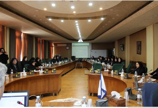 نشست علمی تعادل کار و زندگی برای بانوان در دانشگاه فرهنگیان استان آذربایجان شرقی برگزار شد 3