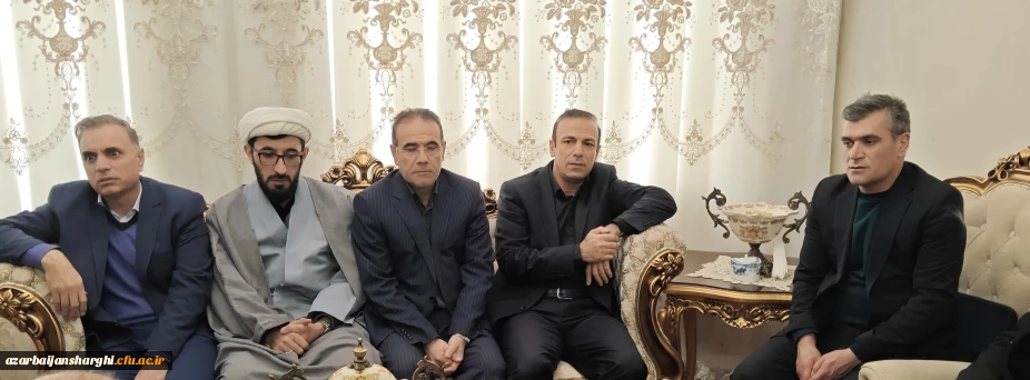 در دیدار با خانواده شهید خلبان امیرحسین سلطانی عنوان کرد

به یقین خون شهدا تضمین کننده  اقتدار و قدرت نظام مقدس جمهوری اسلامی ایران بوده و هست